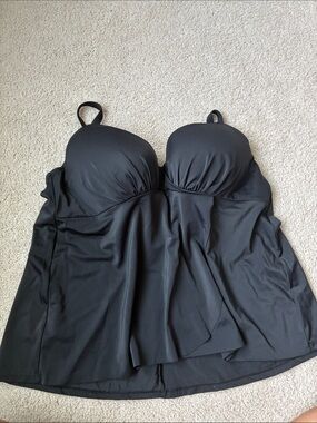 Swimsuits For All  Black Women's Swim Tankini Top size 44D